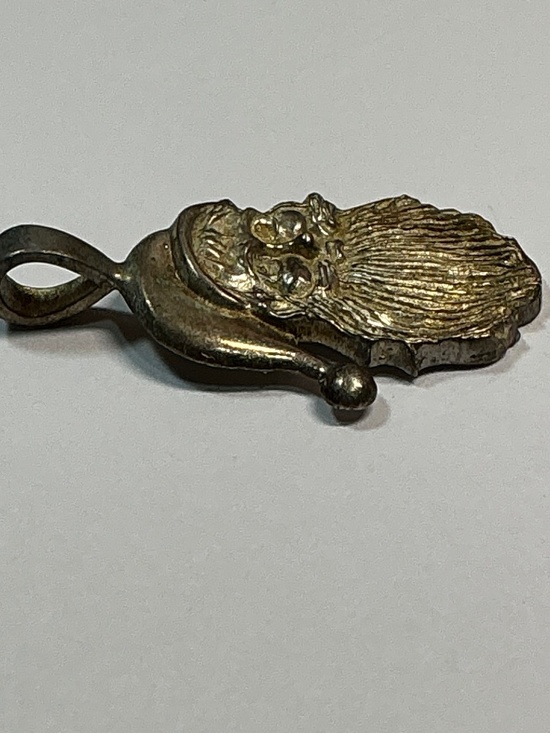 Vintage Sterling Silver Jolly Santa Clause Head Pendant. 1 1/8 inches long - Picture 3 of 8